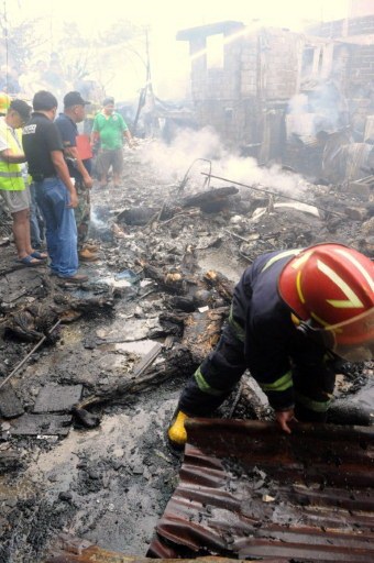Philippines: Máy bay lao xuống trường học, 11 người thiệt mạng - 3 Philippines: Máy bay lao xuống trường học, 11 người thiệt mạng - 3