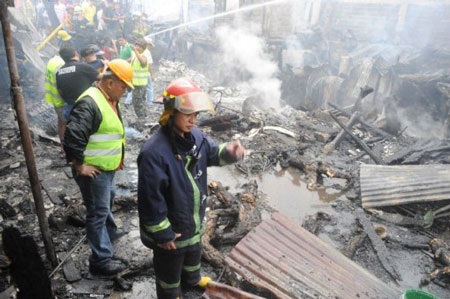 Philippines: Máy bay lao xuống trường học, 11 người thiệt mạng - 2 Philippines: Máy bay lao xuống trường học, 11 người thiệt mạng - 2