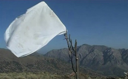 Pakistan công bố hình ảnh vụ không kích của NATO - 5