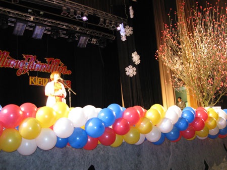 Lễ đón Xuân ở Kiev - 2 Lễ đón Xuân ở Kiev - 2