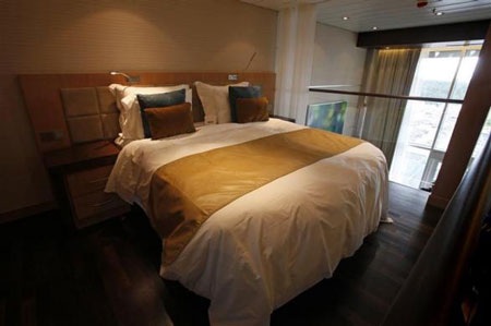 Những "thành phố di động" trên biển - 11