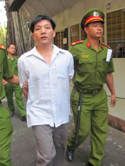 Tử hình kẻ giết cha vợ rồi lẩn trốn 13 năm - 1 Tử hình kẻ giết cha vợ rồi lẩn trốn 13 năm - 1