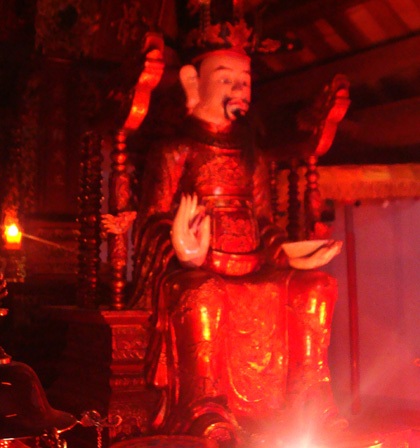 Những bí ẩn về “ông rồng” tự cắn xé thân mình  - 2