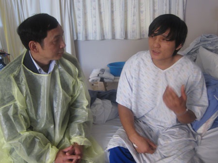 Thuyền viên Việt bị thương trong vụ cháy tàu Hàn Quốc đã được chữa trị - 1 Thuyền viên Việt bị thương trong vụ cháy tàu Hàn Quốc đã được chữa trị - 1
