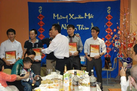 Đón giao thừa của sinh viên Việt tại Xanh Petecbua - 5 Đón giao thừa của sinh viên Việt tại Xanh Petecbua - 5