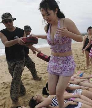 Đột nhập trại đào tạo nữ vệ sỹ chuyên nghiệp ở Trung Quốc - 6