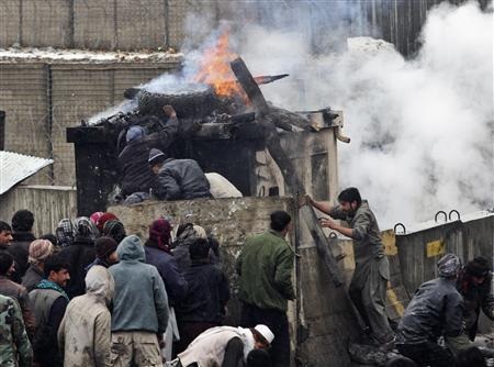 Afghanistan: Người biểu tình phản đối Mỹ đốt kinh Koran bị bắn - 1