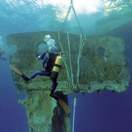 Phát hiện thủ phạm mới đánh đắm tàu Titanic: Mặt trăng - 10 Phát hiện thủ phạm mới đánh đắm tàu Titanic: Mặt trăng
