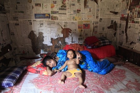 Đột nhập nhà thổ trẻ con nổi tiếng ở Bangladesh - 17 Đột nhập nhà thổ trẻ con nổi tiếng ở Bangladesh