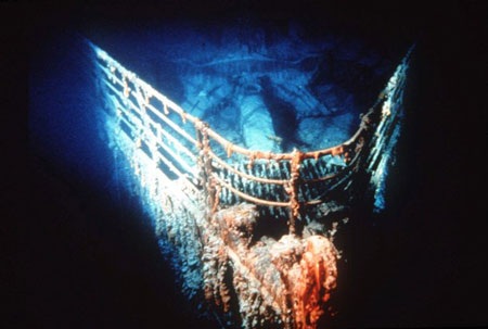 Phát hiện thủ phạm mới đánh đắm tàu Titanic: Mặt trăng - 5 Phát hiện thủ phạm mới đánh đắm tàu Titanic: Mặt trăng