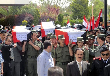 Đơn vị quân đội Syria bị tấn công từ biển, nhiều binh sỹ thiệt mạng - 1 Đơn vị quân đội Syria bị tấn công từ biển, nhiều binh sỹ thiệt mạng