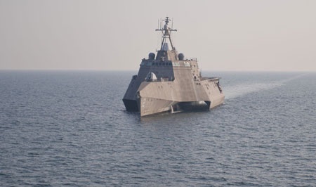 Hé lộ chiến hạm có hình thù kỳ quái Independence của Mỹ