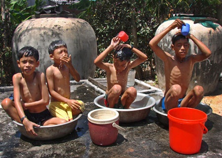 Đảo Lý Sơn lọc thành công nước mặn bằng nhiệt mặt trời - 1 Đảo Lý Sơn lọc thành công nước mặn bằng nhiệt mặt trời