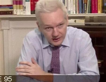 Ông chủ WikiLeaks kêu gọi Obama ngừng "đàn áp" ông - 1 Assange trong đoạn video xuất hiện tại một sự kiện bên lề Đại hội đồng Liên hợp quốc ở New York.