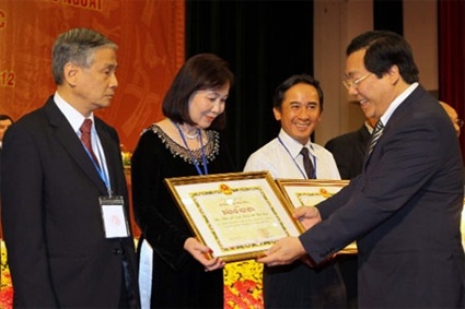 Trí thức Việt kiều mong muốn được tham gia việc nước - 1 Việt kiều mong muốn được đóng góp nhiều hơn cho đất nước.