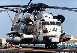 Siêu hạm "cõng" máy bay tàng hình F-35B đổ bộ tấn công - 2 4 chiếc trực thăng vận tải CH-53E “Super Stallion” sẽ thuộc biên chế của “America”