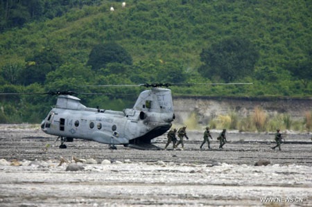 Mỹ-Philippines khoe sức vóc trong cuộc tập trận đổ bộ