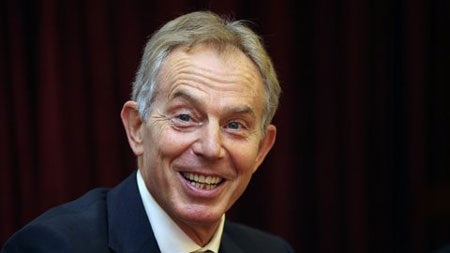 Tony Blair “truyền” kinh nghiệm cho SV ngoại giao Hà Nội - 6 Cựu Thủ tướng Anh Tony Blair là một chính trị gia thân thiện