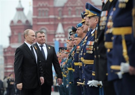 Tổng thống Nga Putin sa thải Bộ trưởng Quốc phòng - 1 Tổng thống Nga Putin sa thải Bộ trưởng Quốc phòng