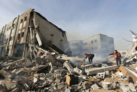 Israel không kích san phẳng trụ sở đầu não của Hamas - 2 Trụ sở bộ nội vụ của chính quyền Hamas tại Gaza cũng bị san phẳng vào ngày hôm qua 16/11.