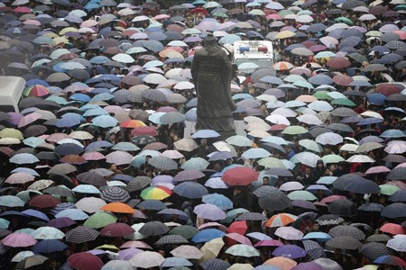 1,2 triệu sỹ tử Trung Quốc chen chân thi công chức