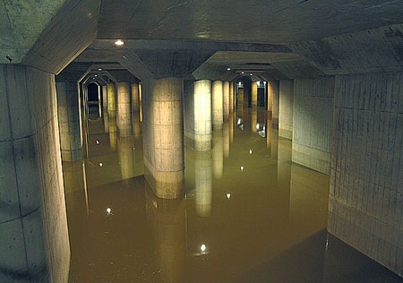 Đường hầm hay còn được mệnh danh là dòng sông ngầm dài 6,3km.