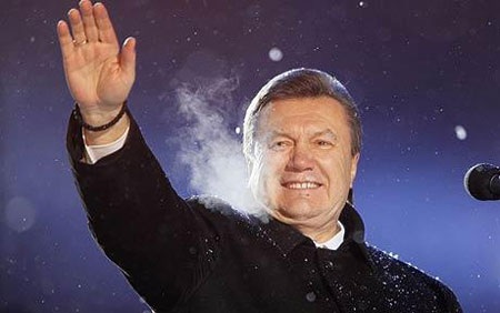Ukraine: Kinh hoàng cả gia đình một thẩm phán bị cắt đầu - 1 Tổng thống Ukraine Yanukovich theo dõi sát tiến trình điều tra vụ án.