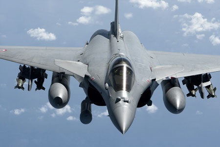 Siêu tên lửa bắn chính xác tới 1m mà... bán không ai mua - 3 Máy bay chiến đấu Rafale rất vô duyên với thị trường xuất khẩu...