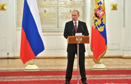 Tổng thống Nga Putin là nhân vật quyền lực nhất thế giới - 1 Tổng thống Nga Putin được bầu chọn là nhân vật quyền lực nhất thế giới.