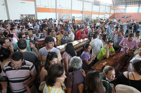 Thi thể của nhiều người đã bị biến dạng.