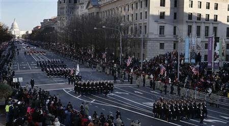Các đơn vị quân đội trong lễ diễu hành.