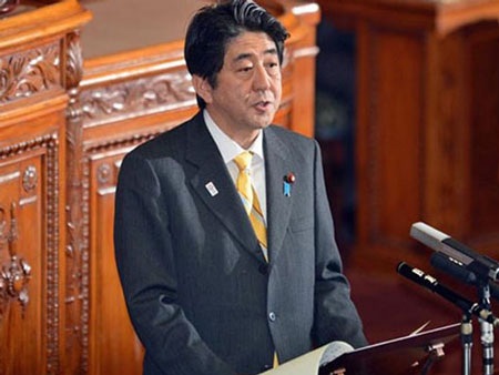 Nhật Bản và Philippines lại khẩu chiến với Trung Quốc - 2 Thủ tướng Nhật Bản Shinzo Abe