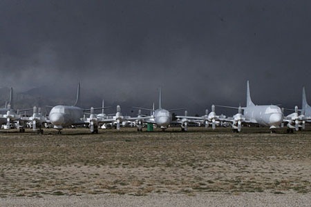 Lộ thêm thông tin Việt Nam có thể mua P-3 Orion - 2 Những chiếc P-3 Orion lưu giữ tại căn cứ không quân David - Mothan (bang