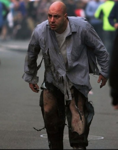 Ít nhất 2 người thiệt mạng và 100 người bị thương trong 2 vụ nổ.