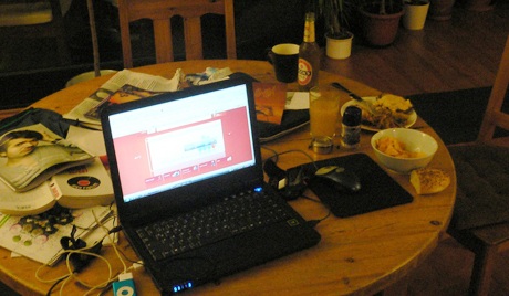 Phát hiện tài liệu cực đoan trong máy tính của vợ kẻ đánh bom Boston