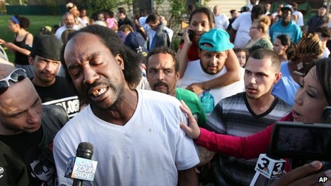 Mỹ giải cứu 3 phụ nữ bị mất tích 10 năm - 3 Charles Ramsey, người đã giúp một phụ nữ trốn thoát khỏi ngôi nhà.