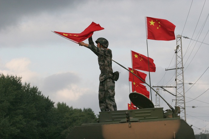 Trung Quốc phô diễn sức mạnh quân sự tại Nga