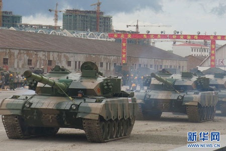 Trung Quốc phô diễn sức mạnh quân sự tại Nga