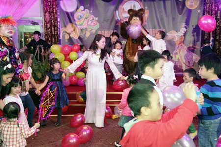 Vui đón Tết Trung Thu của các cháu ở Hội Nam Định