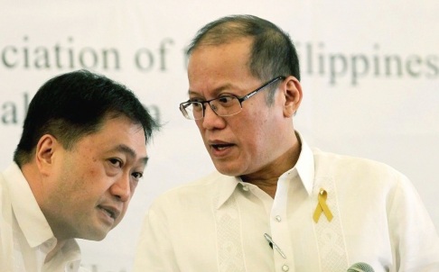 Tổng thống Philippines cho biết nhầm về “khối bê tông” trên Scarborough