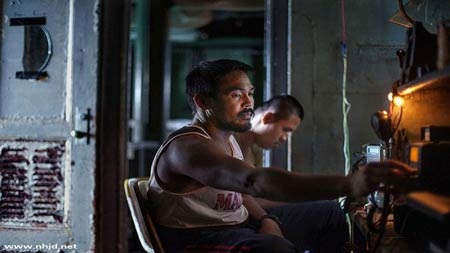 Lính Philippines bám trụ trong con tàu nát, giữa vòng vây tàu Trung Quốc - 6 Theo