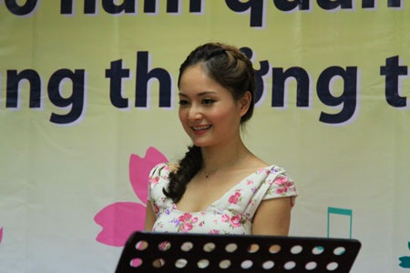 Lan Phương học hát tiếng Nhật, thắt chặt 40 năm quan hệ Việt-Nhật - 1 Lan Phương học hát tiếng Nhật kỷ niệm 40 năm quan hệ Việt-Nhật
