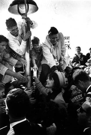 Nhìn lại ngày Tổng thống Kennedy bị ám sát 50 năm trước