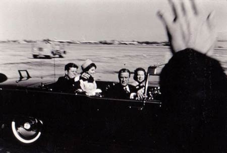 Nhìn lại ngày Tổng thống Kennedy bị ám sát 50 năm trước