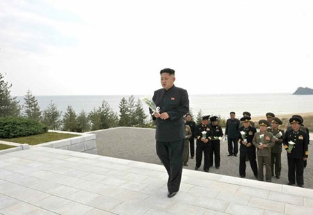 Chiến hạm Triều Tiên bị chìm, nhiều thủy thủ thiệt mạng - 3 Có nguồn tin cho biết 30 thủy thủ đã thiệt mạng trong vụ đắm tàu.