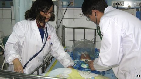 Trung Quốc: 8 trẻ thiệt mạng sau khi tiêm vắc-xin viêm gan B - 1 Trung Quốc: 8 trẻ thiệt mạng sau khi tiêm vắc-xin viêm gan B