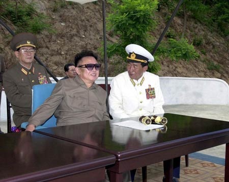 Hình ảnh người chú quyền lực của ông Kim Jong-un