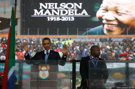 Buổi lễ tưởng niệm cố Tổng thống Mandela diễn ra từ 11 giờ sáng đến 3 giờ chiều, giờ địa phương.