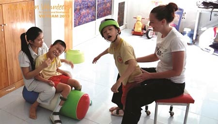Bạn trẻ Úc hăng hái làm tình nguyện tại Việt Nam - 5 Các bạn trẻ Úc hăng hái làm tình nguyện tại Việt Nam