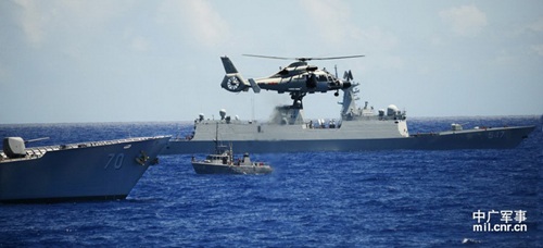 Trung-Mỹ và cuộc tranh giành ảnh hưởng tại châu Á năm 2014 - 1 Trung Quốc và Mỹ trong một cuộc tập trận hải quân chung năm 2013.